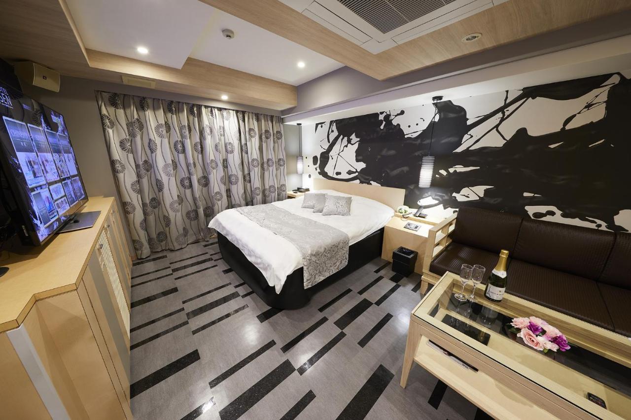 Hotel Sen (Adults Only) Osaka Buitenkant foto