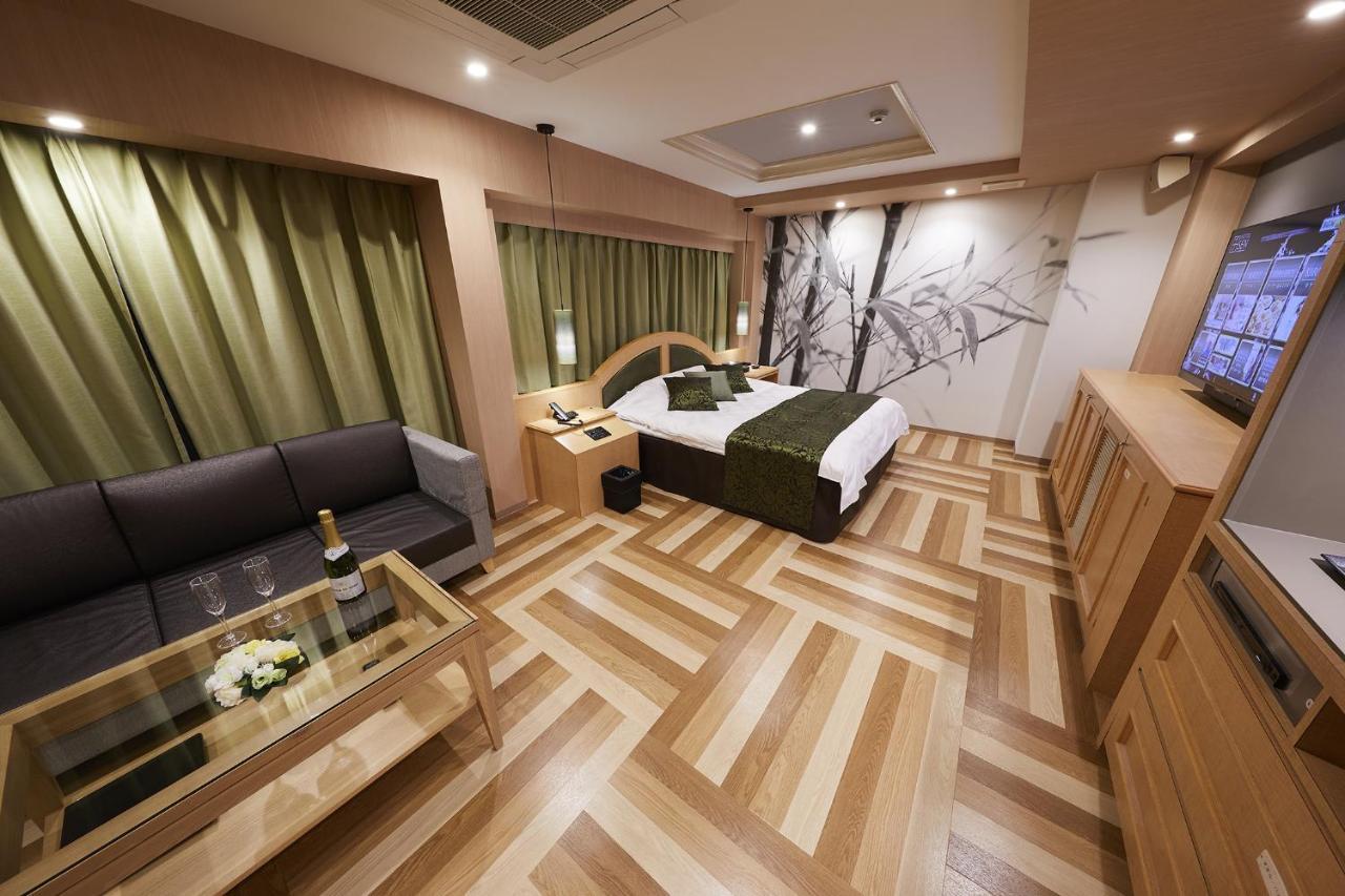 Hotel Sen (Adults Only) Osaka Buitenkant foto